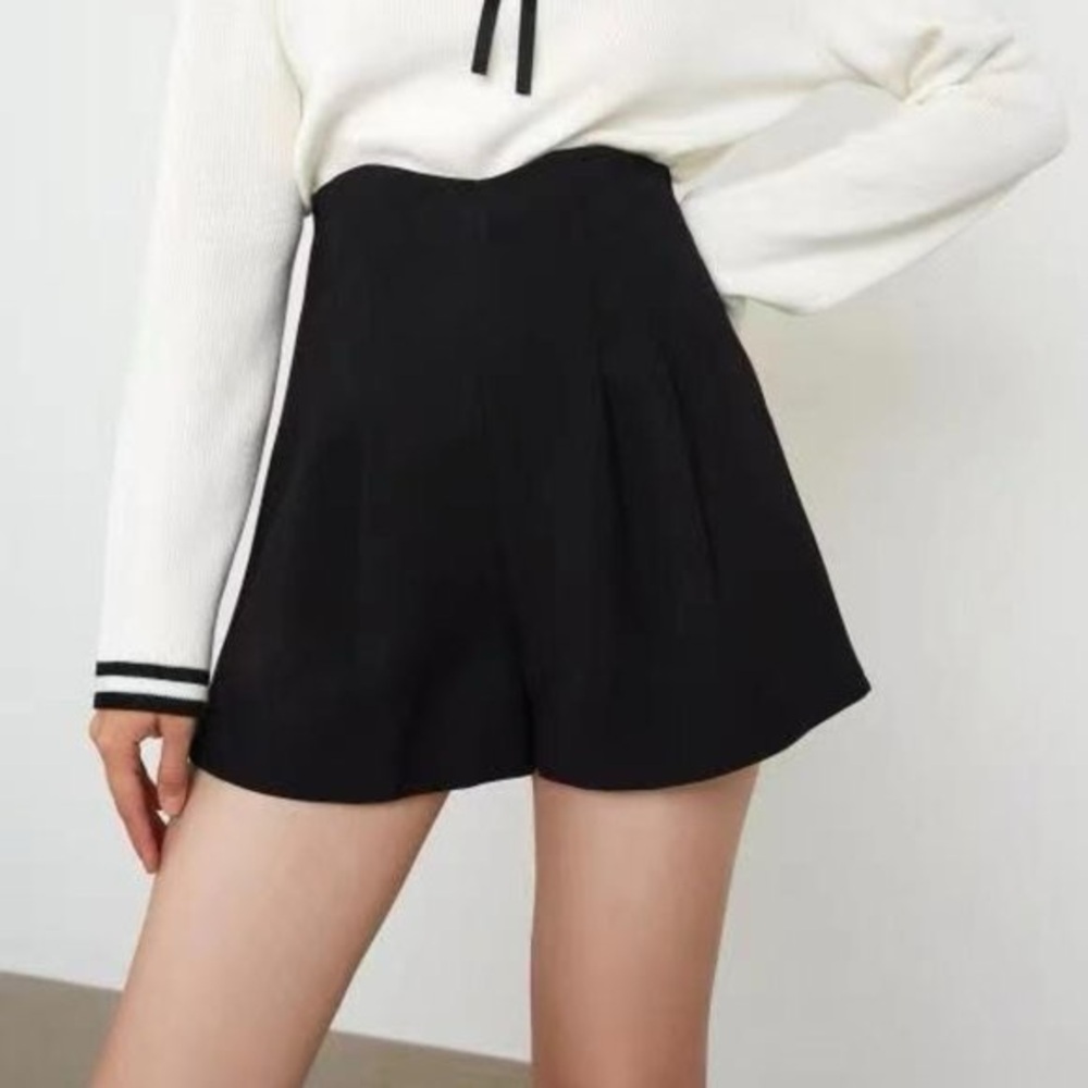 J.ING Black High Waist Women's Shorts